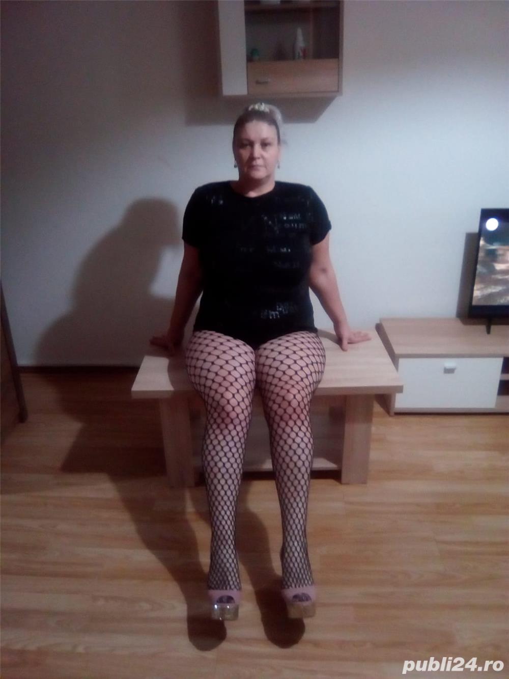 Sunt o doamna cu forme voluptoase lipsita de prejudecati